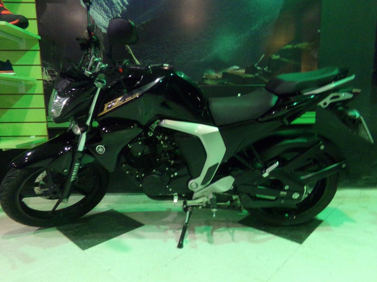 Motocicleta Yamaha Fz Fi 2016 Negra 2600km