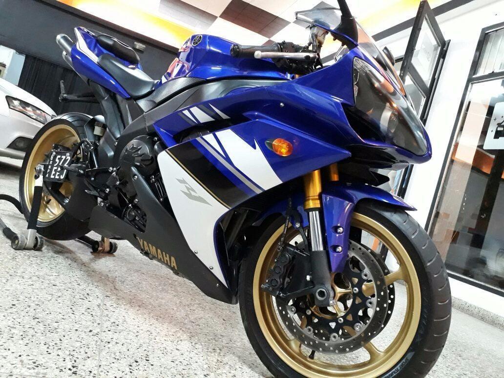 Yamaha R1 Impecable ( No Cbr Gsxr Zx10 Bmw )
