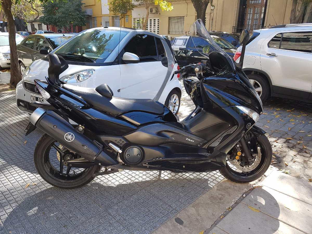 Yamaha Tmax-500 Negra - Unica