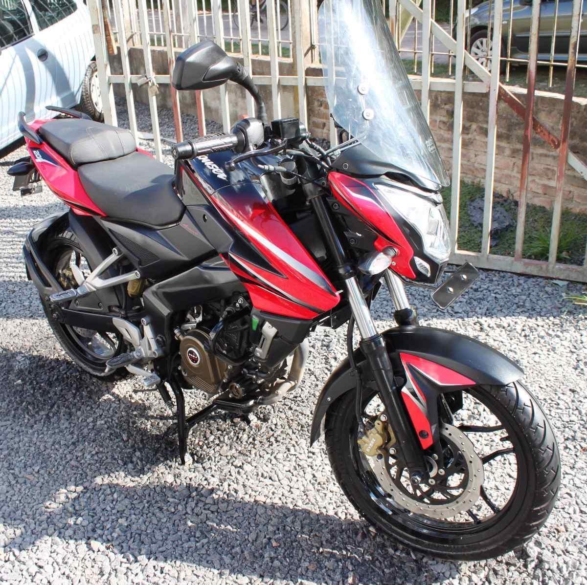 Bajaj Rouser Ns 200cc Año 2015 $30000+cuota Fijas Con Dni