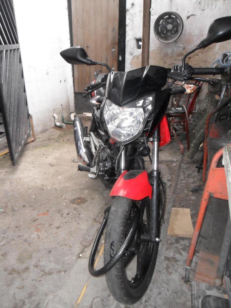 moto rouser 135 vendo o permuto