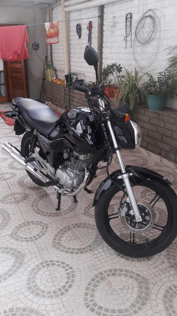 Vendo Honda Titan 2015