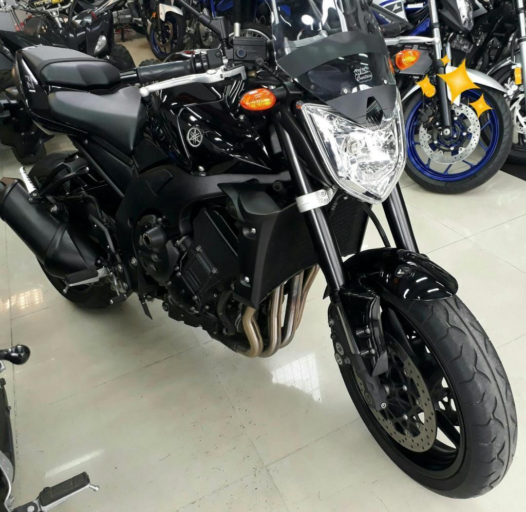 Yamaha FZ I fazer 1000cc