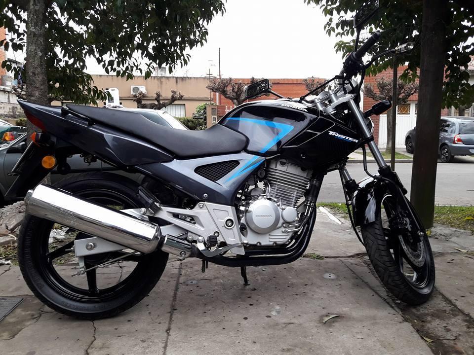 Honda CBX 250 Twister 2016