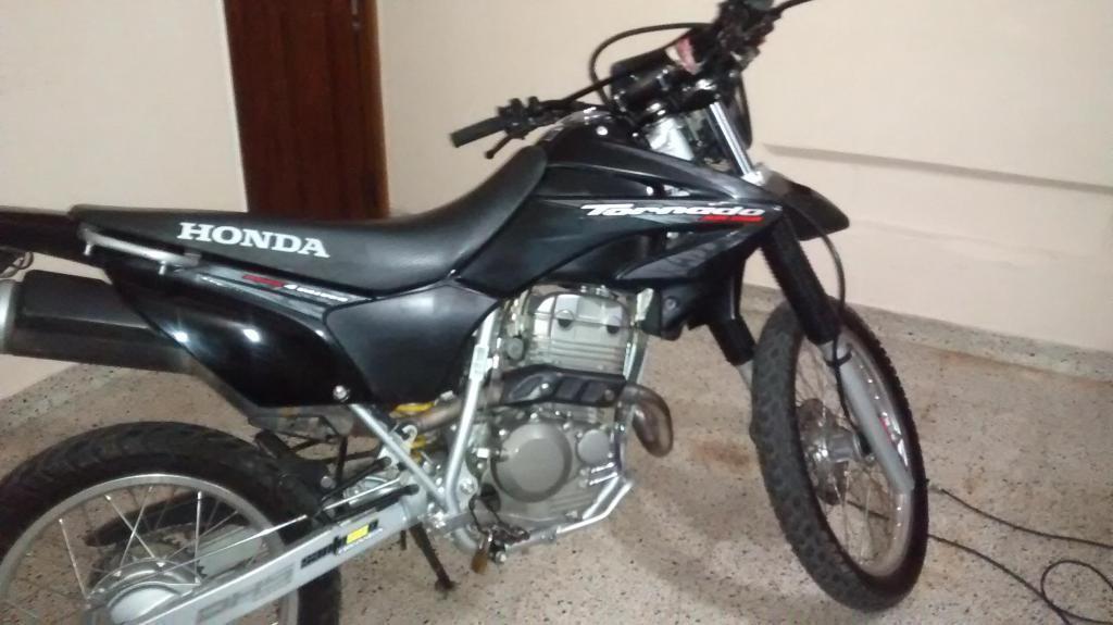 Honda Tornado Modelo 2011