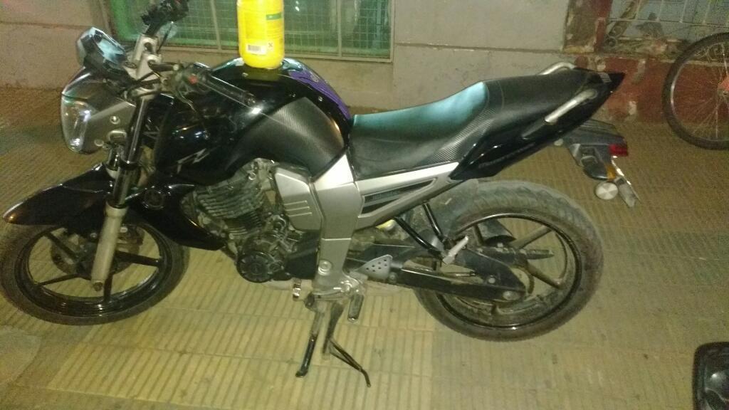 Vendo Moto Fz 2011