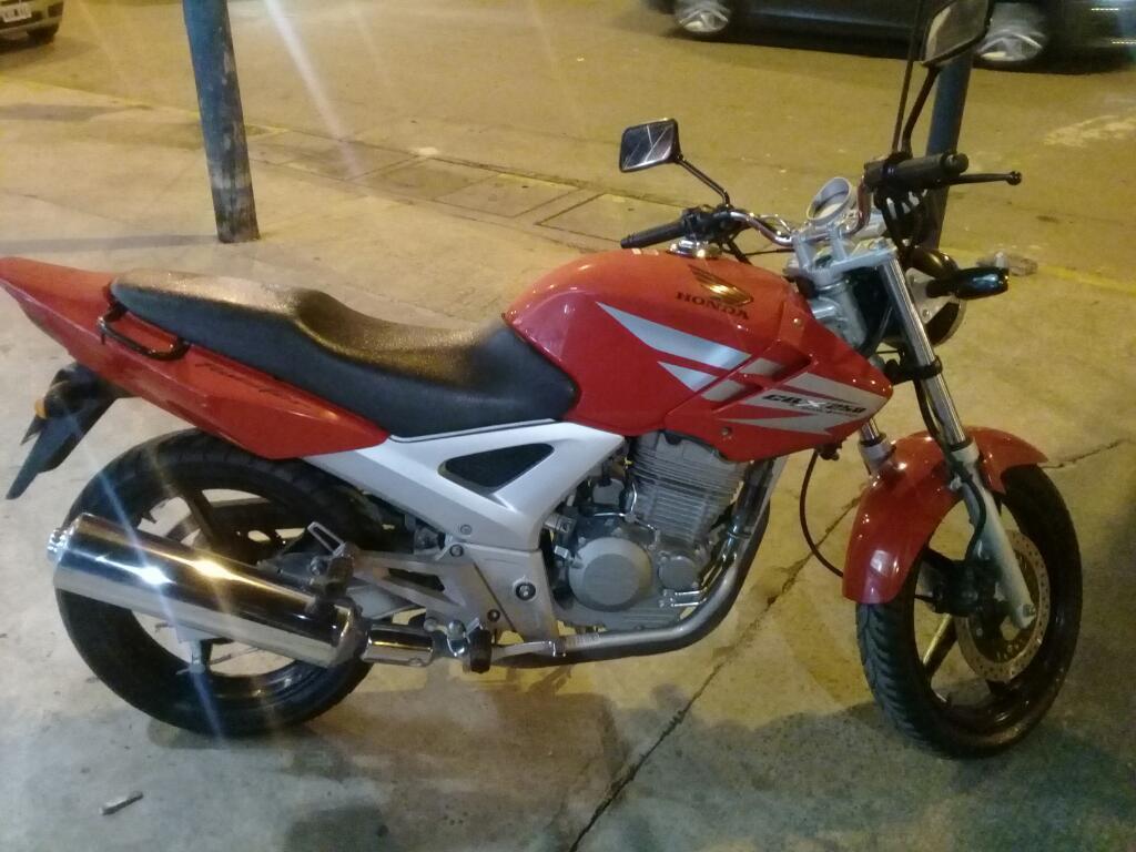 Cbx Excelente Al Dia.acepto Moto Inferio