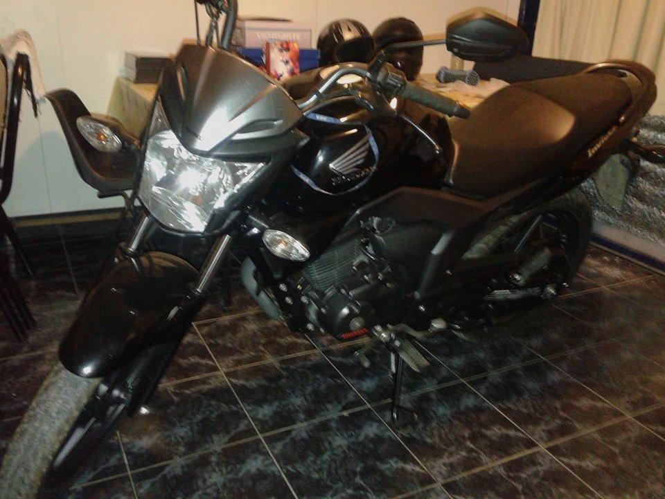 VENDO Honda 150 Invicta