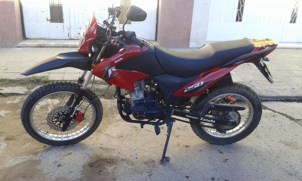 OPORTUNIDAD !! ZANELLA 250, MODELO 2015, POCO USO, $ 24000