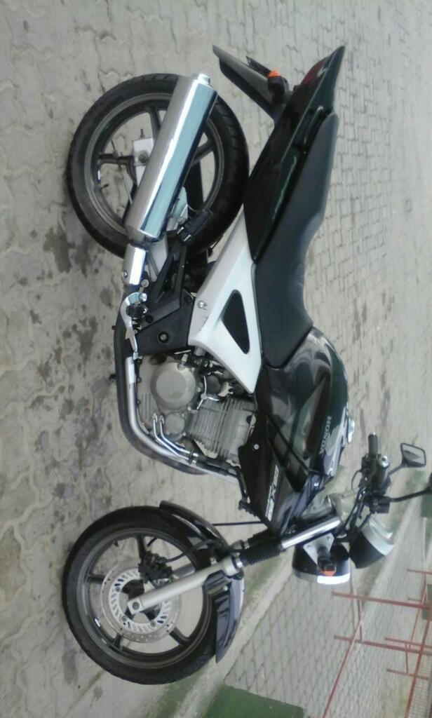 Vendo O Permuto Honda Twister