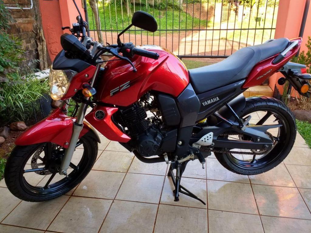 vendo FZ16 2012