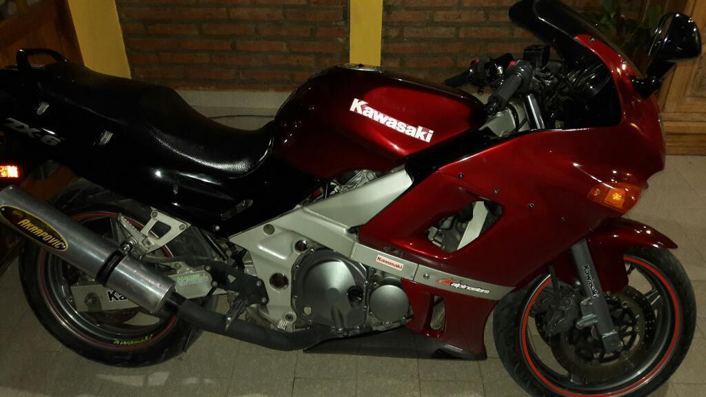 Vendo/permuto Kawasaki Zx6 Exelente!!!