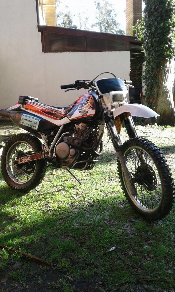 Vendo Moto Xr600