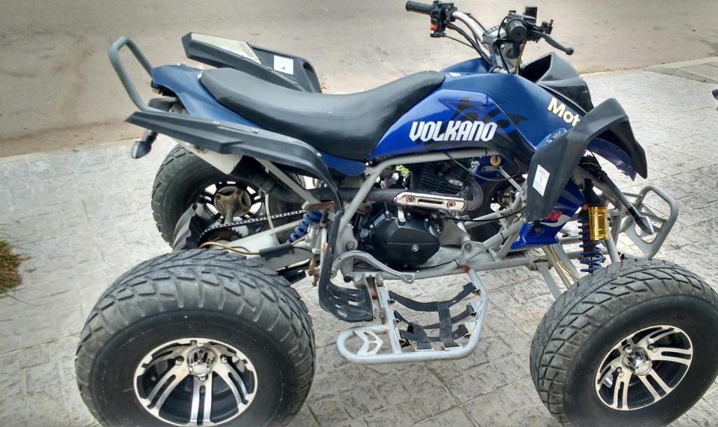 Motomel Volkano 250 full