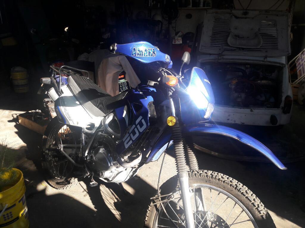 Vendo Motomel Henduro 200