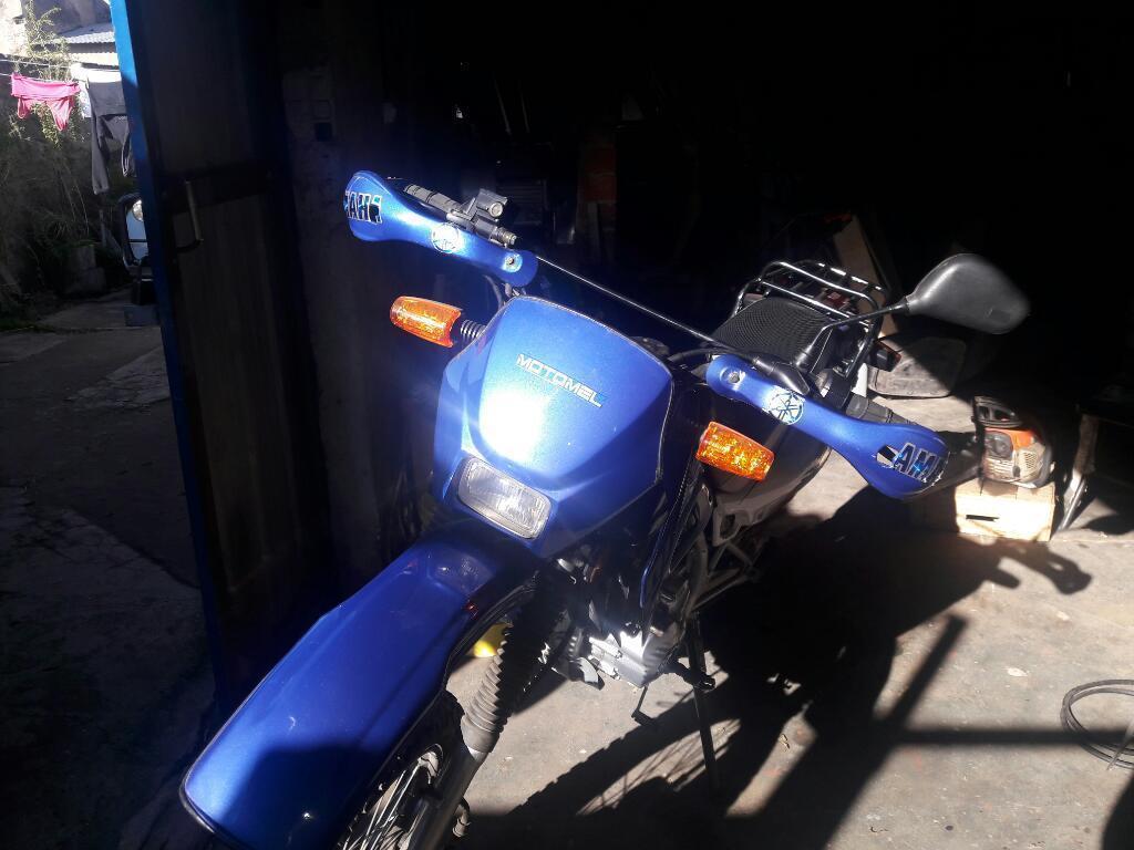 Vendo Motomel Henduro 200