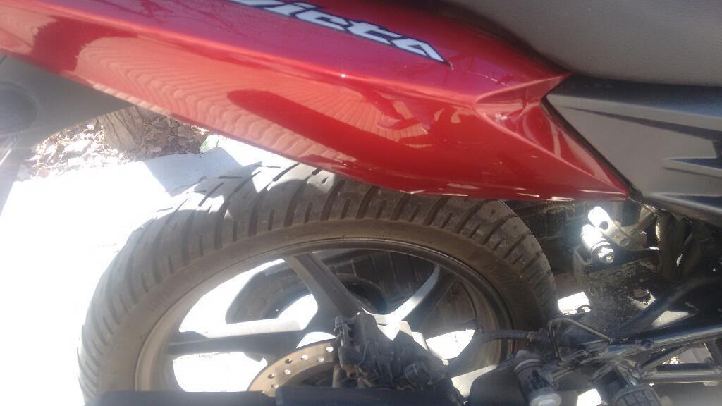 Vendo Honda Invicta 2015