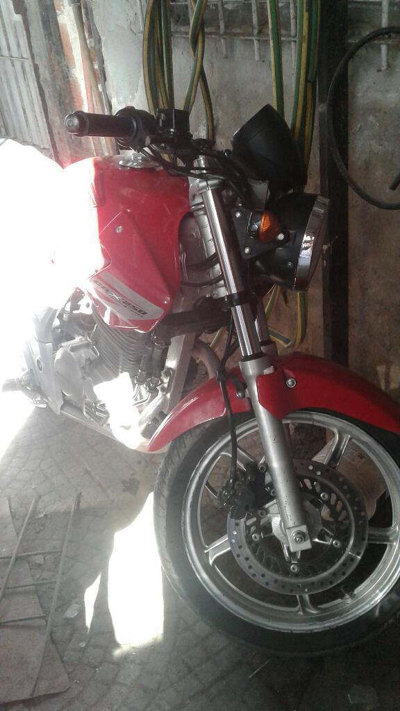 Vendo O Permuto Cbx 250