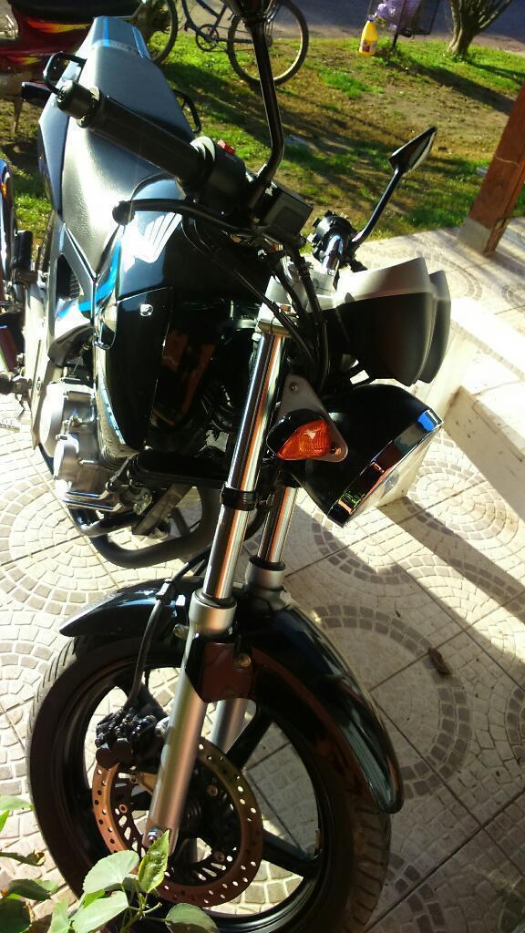 Vendo Honda Twister 250