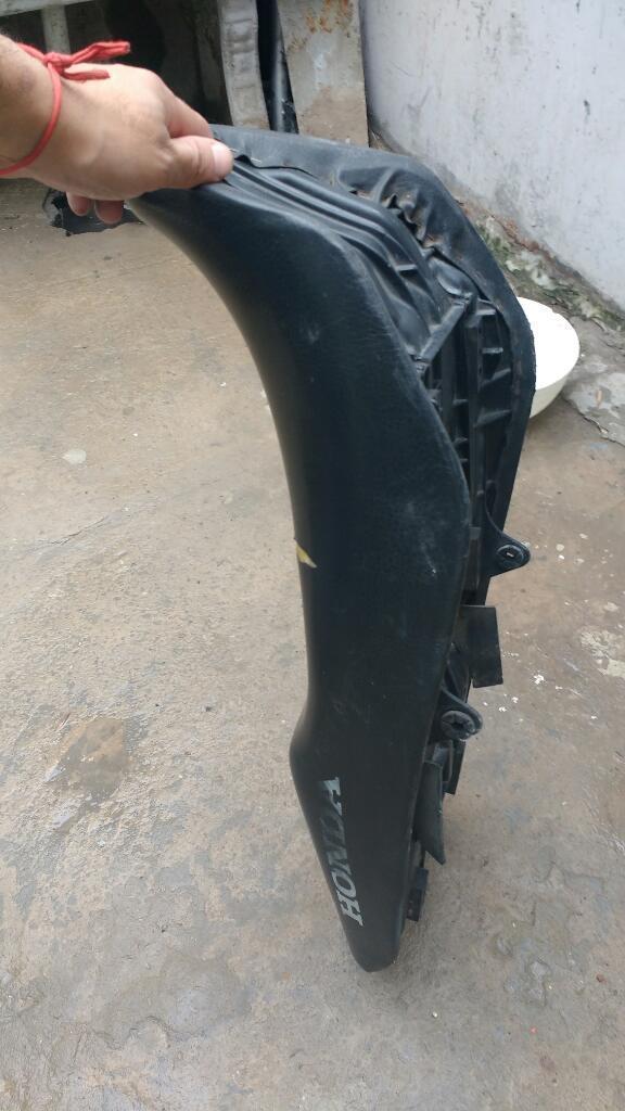 Vendo Partes de Xr 125 Y Plasticos