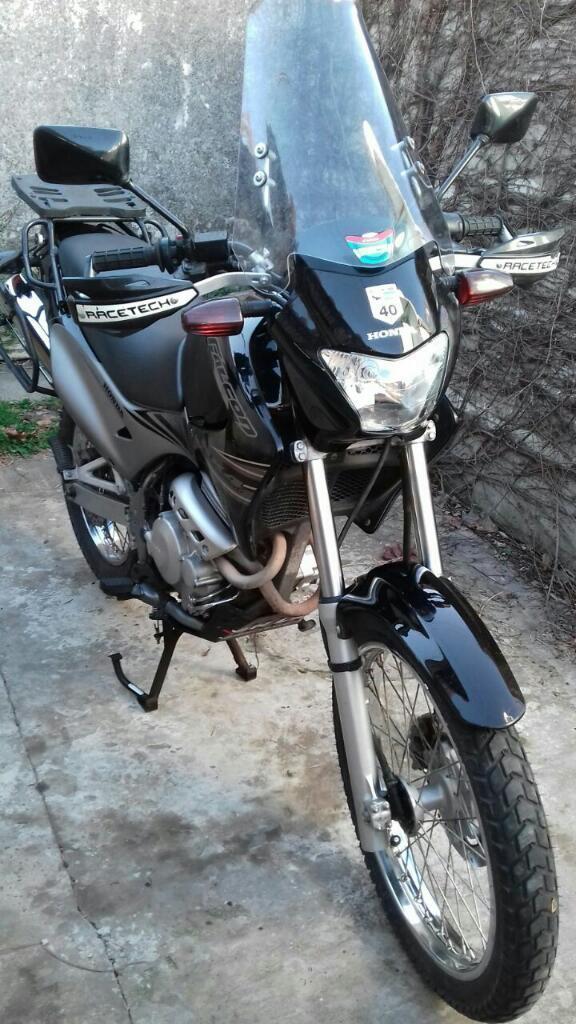 Vendo Honda Falcon 2013