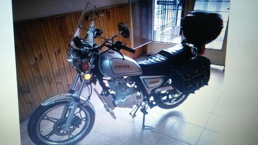 VENDO SUZUKI GN125H