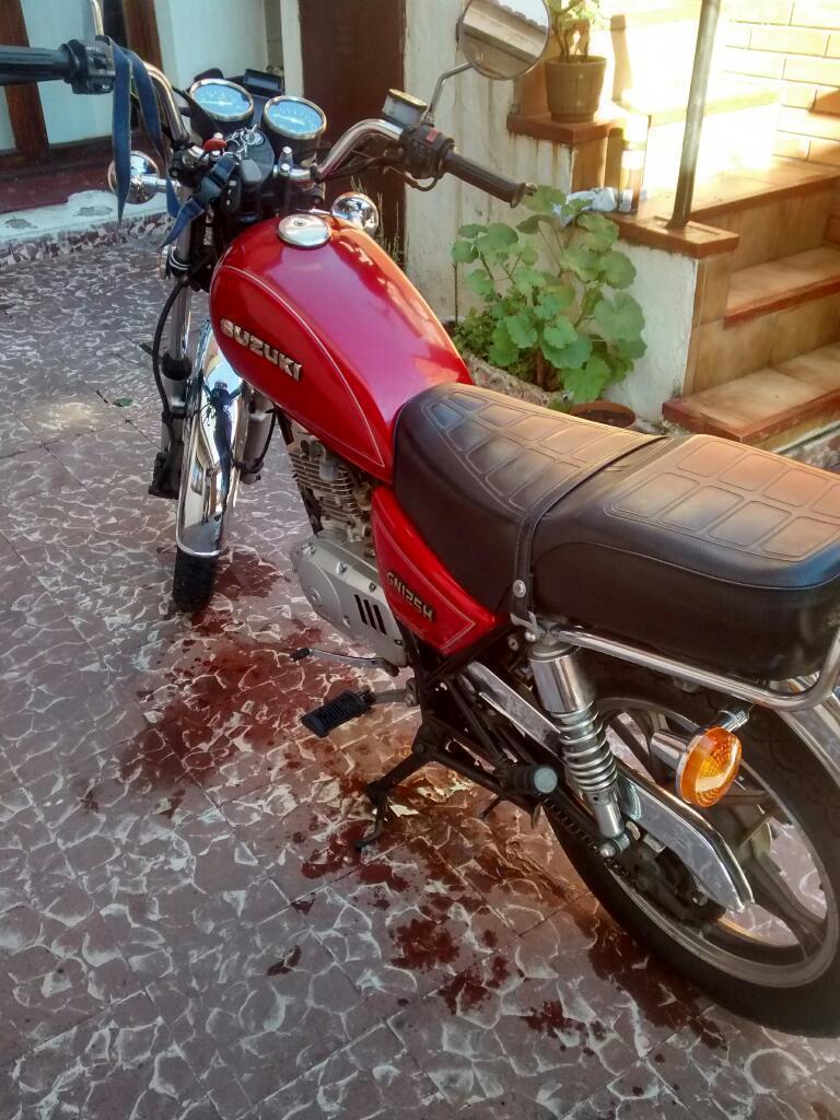 Suzuki Gn125 2012. Impecable