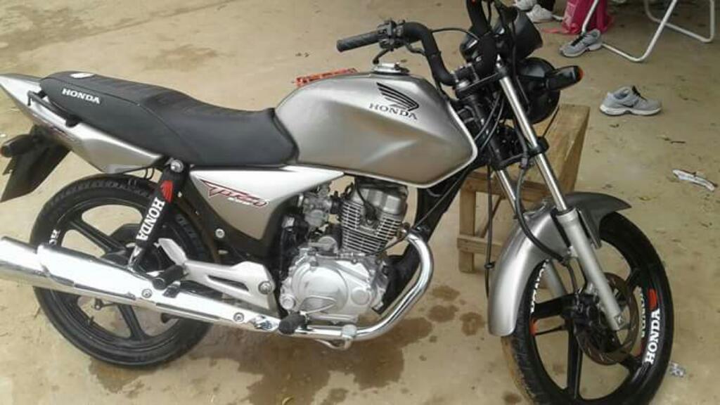 Honda Titan 150 Impecable