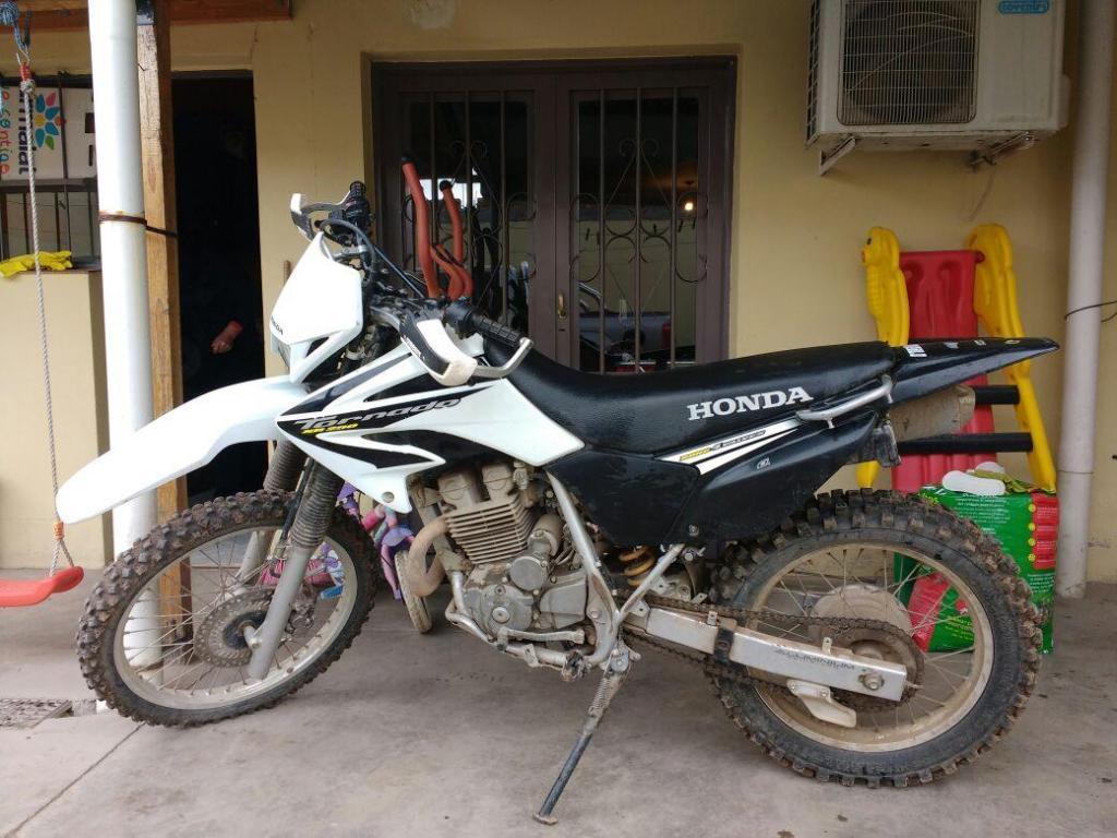 Dueño Vende Honda Tornado 250 cc