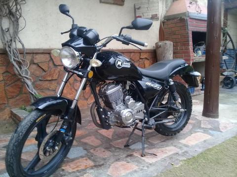 Vendo Motomel Custom