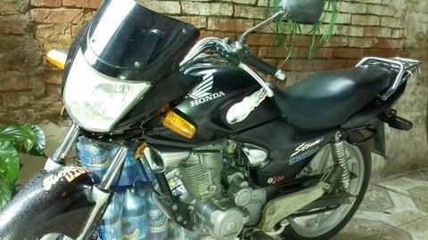 Vendo Honda Storm