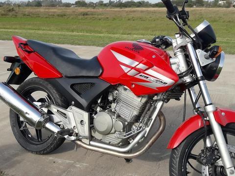 Vendo Permuto Honda Twister