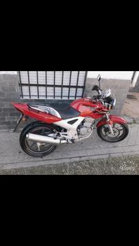 Honda Twister Modelo 2010