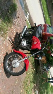 Vendo O Permuto Honda Cb1 2013 25000