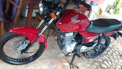 Vendo Titan 150 Modelo 2012