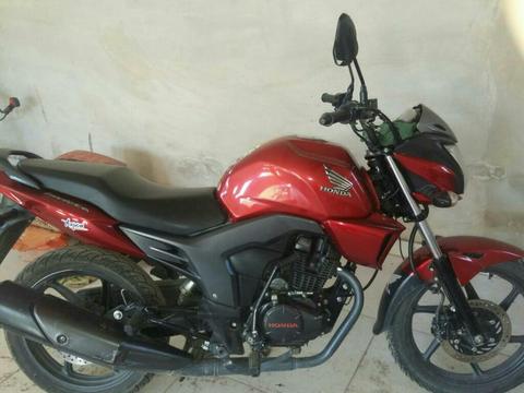 Vendo Moto Honda Invita