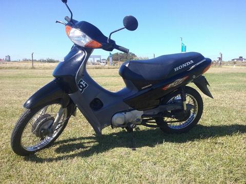 Honda biz impecable todos los papeles