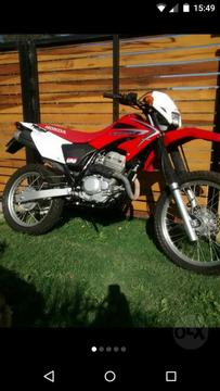 Vendo Honda Tornado 2014