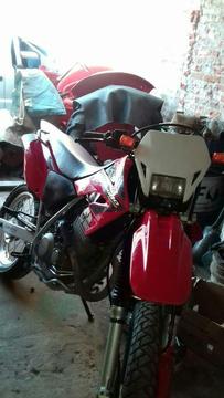 Vendo Honda Tornado