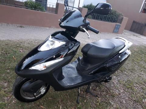 HONDA ELITE 2012 NUEVA IMPECABLE