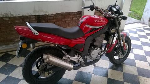 VENDO GILERA G1 250 2012 NACKED ÚNICO DUEÑO 19500 KM SÓLO CON TRANSFERECIA