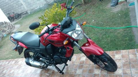 FZ 16 Modelo 2014 con 13000 Km