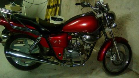 Vendo Moto Impecable