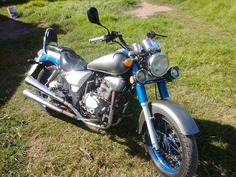 Vendo Motomel 200cc en 15.000