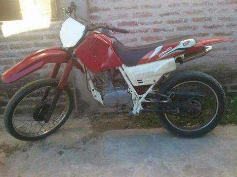 Permuto O Vendo Honda Xlr 125