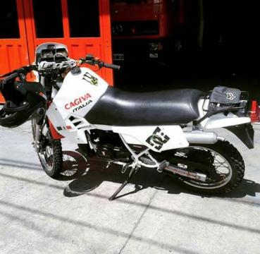 Moto Cagiva Elefantre