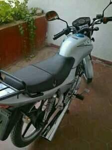 vendo moto 150