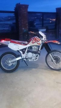 Honda Xr 600 R , Impecable