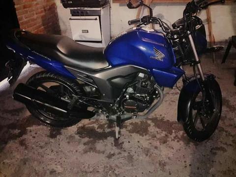 Honda Invicta 150cc