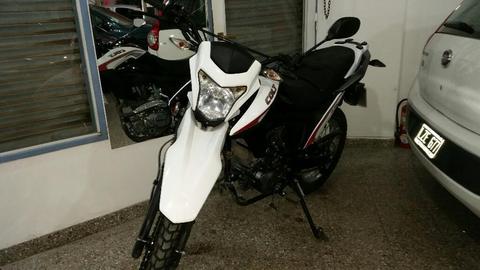 Vendo Moto 200